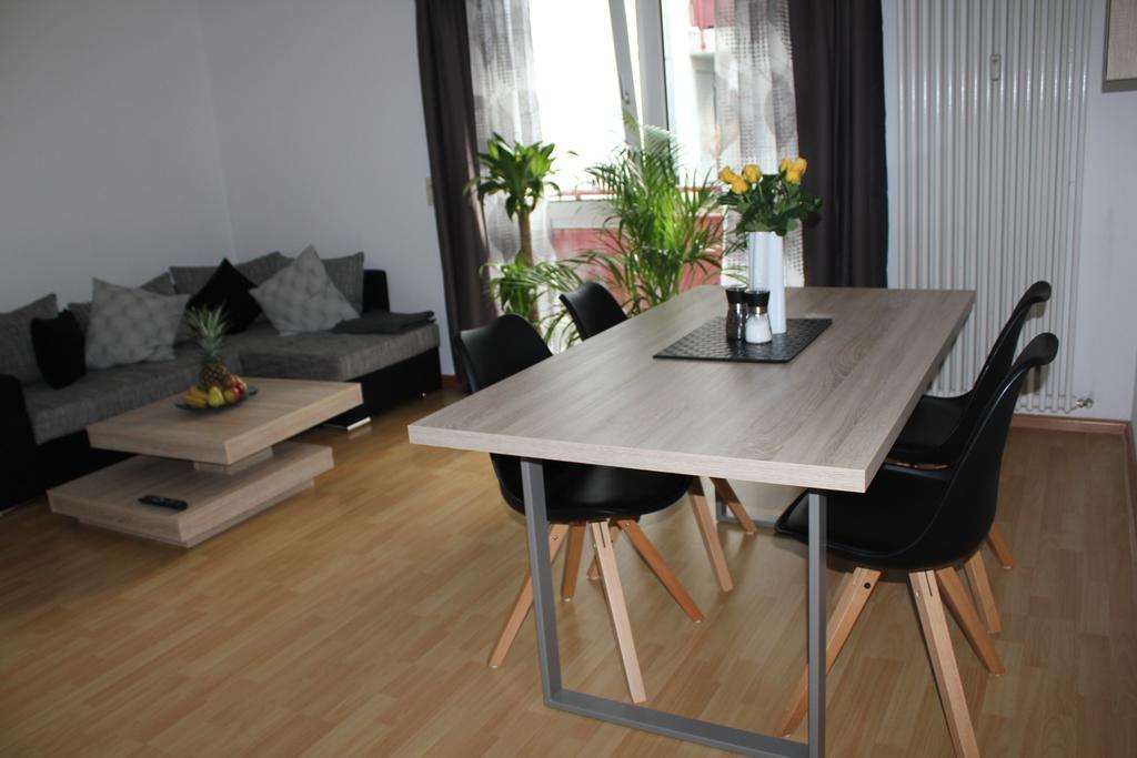 Schiller Apartment